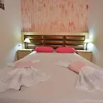 Aparthotel Anna Christina Metamorfosi (Sithonia)