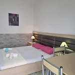 Anna Christina 3* ميتامورفوسي