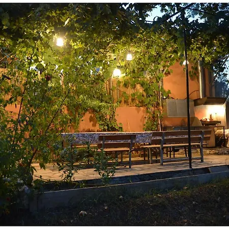 Anna Christina Aparthotel 3*