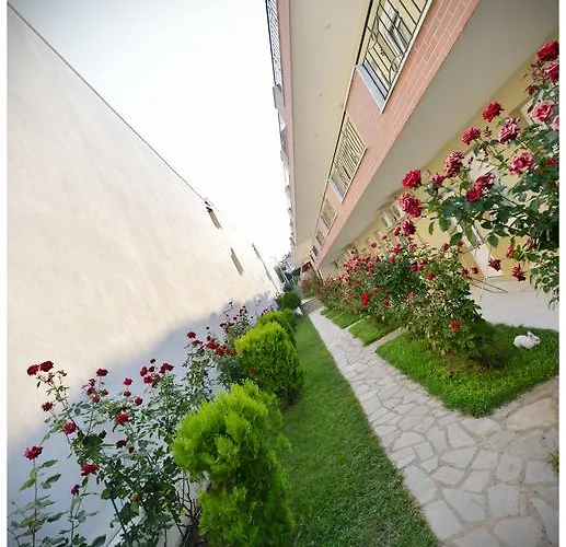 Anna Christina Metamorfosi (Sithonia)