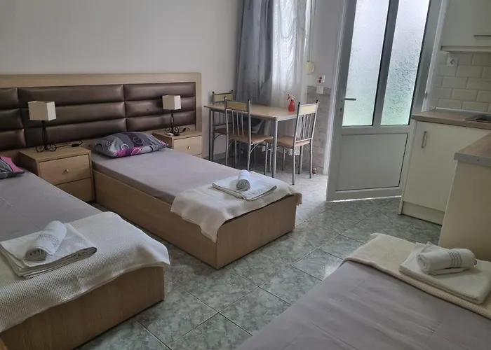 Anna Christina Metamorfosi (Sithonia)